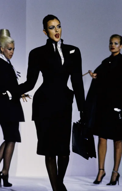Look 32